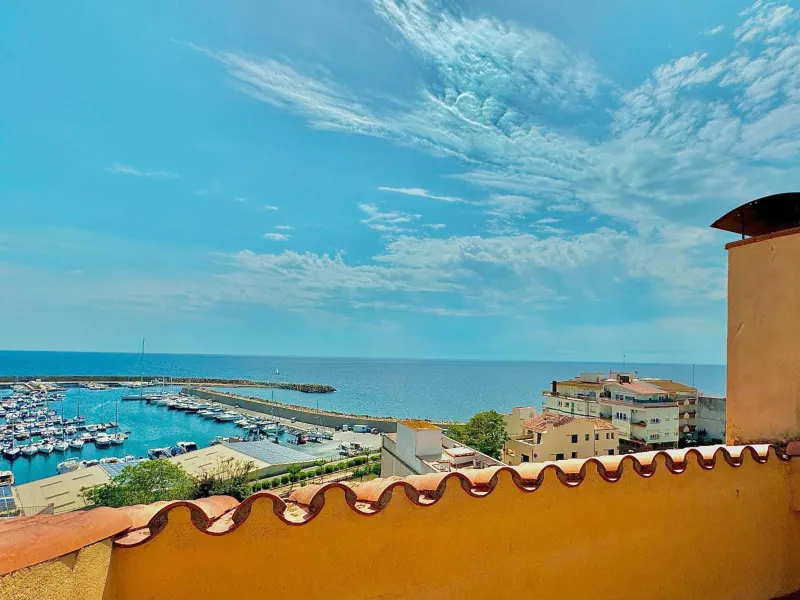 Ático dúplex con vistas panorámicas al mar en Palamós, Costa Brava