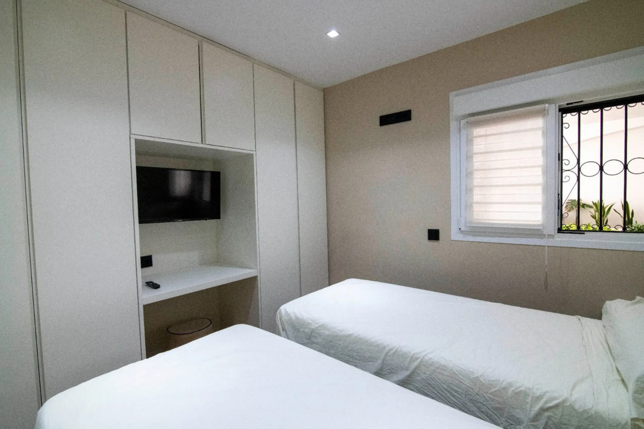 Apartment - Middle Floor Apartment в продаже в Marbella, Málaga. В доме 3 спален и 3 ванных комнат. Площадь дома 173 м²