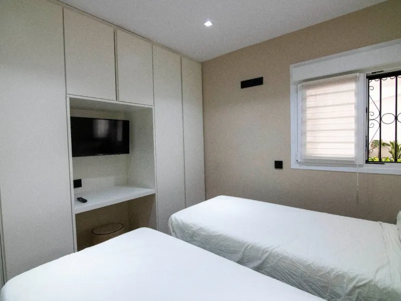 Apartment - Middle Floor Apartment в продаже в Marbella, Málaga. В доме 3 спален и 3 ванных комнат. Площадь дома 173 м²