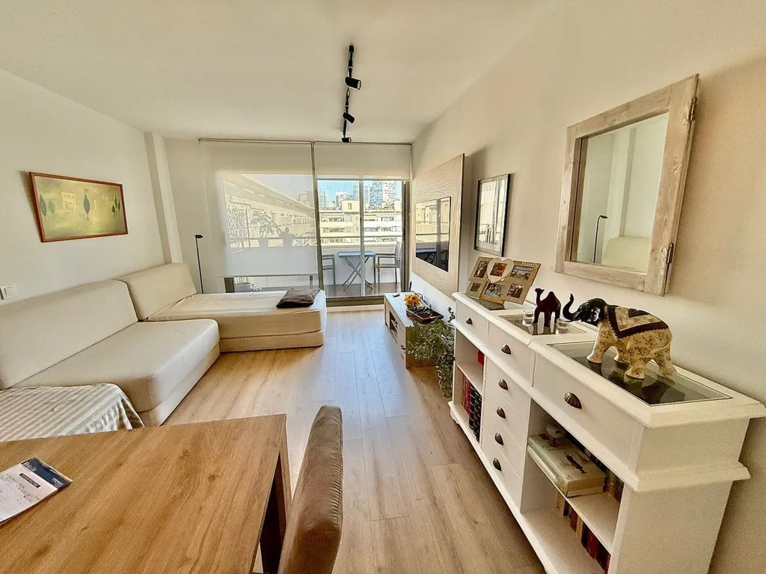 Your Perfect Seaside Apartament in Poblenou, Barcelona