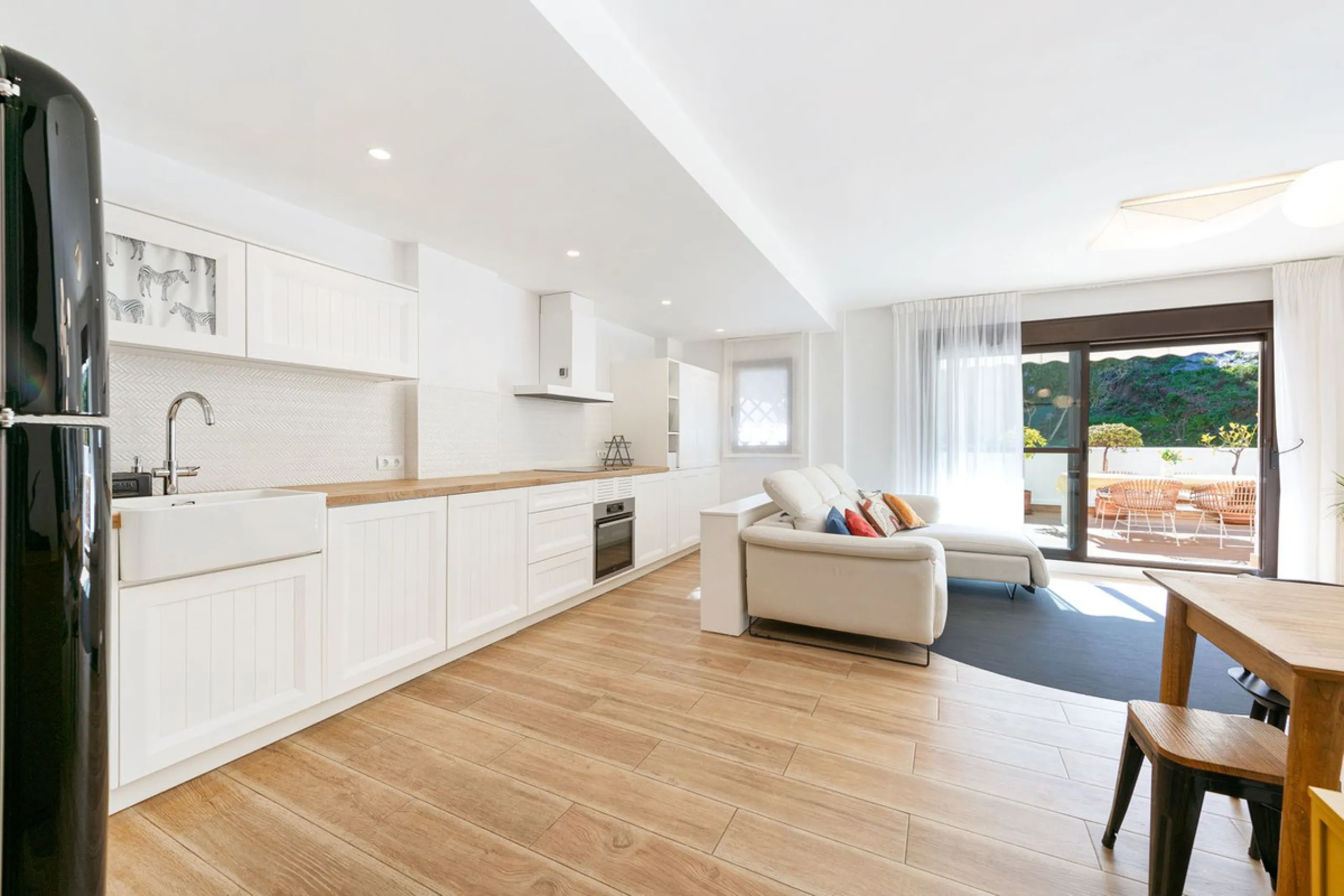 Tranquil Retreat in Selwo - Perfect for Golfers and Educators!