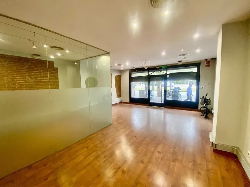 Prime Commercial Space for Sale in the Heart of Barcelona