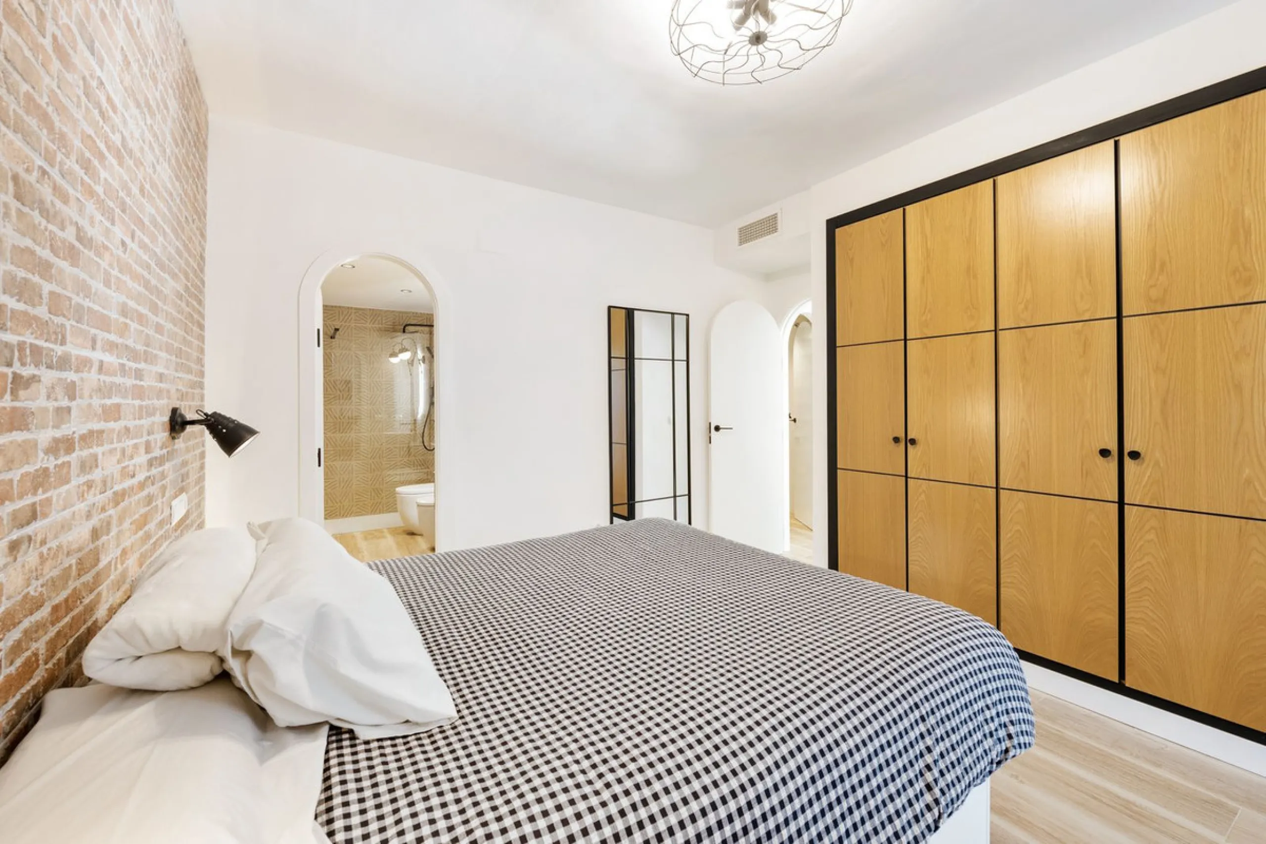 Tranquil Retreat in Selwo - Perfect for Golfers and Educators!