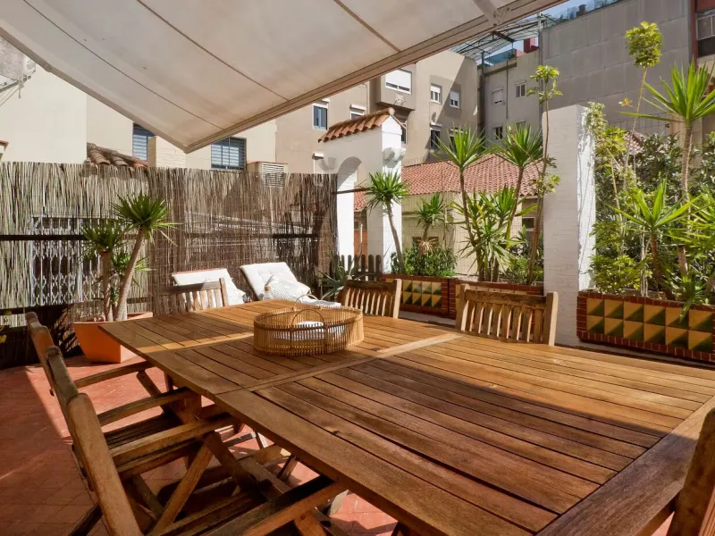 Elegant Modernist Apartment with Terrace in Central Barcelona