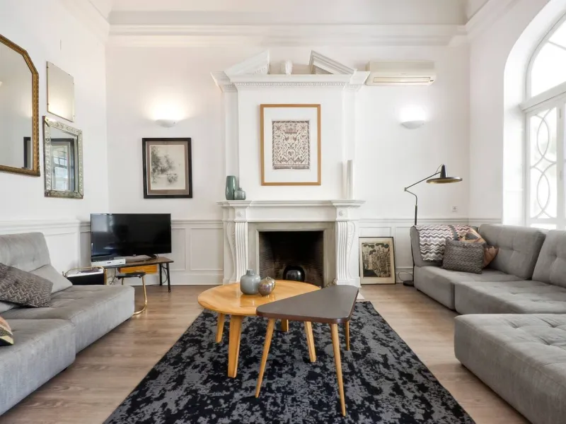 Elegant Modernist Apartment with Terrace in Central Barcelona