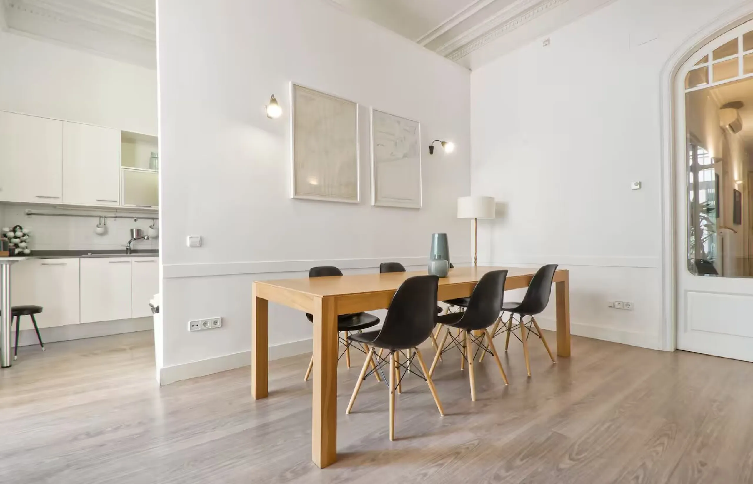 Elegant Modernist Apartment with Terrace in Central Barcelona