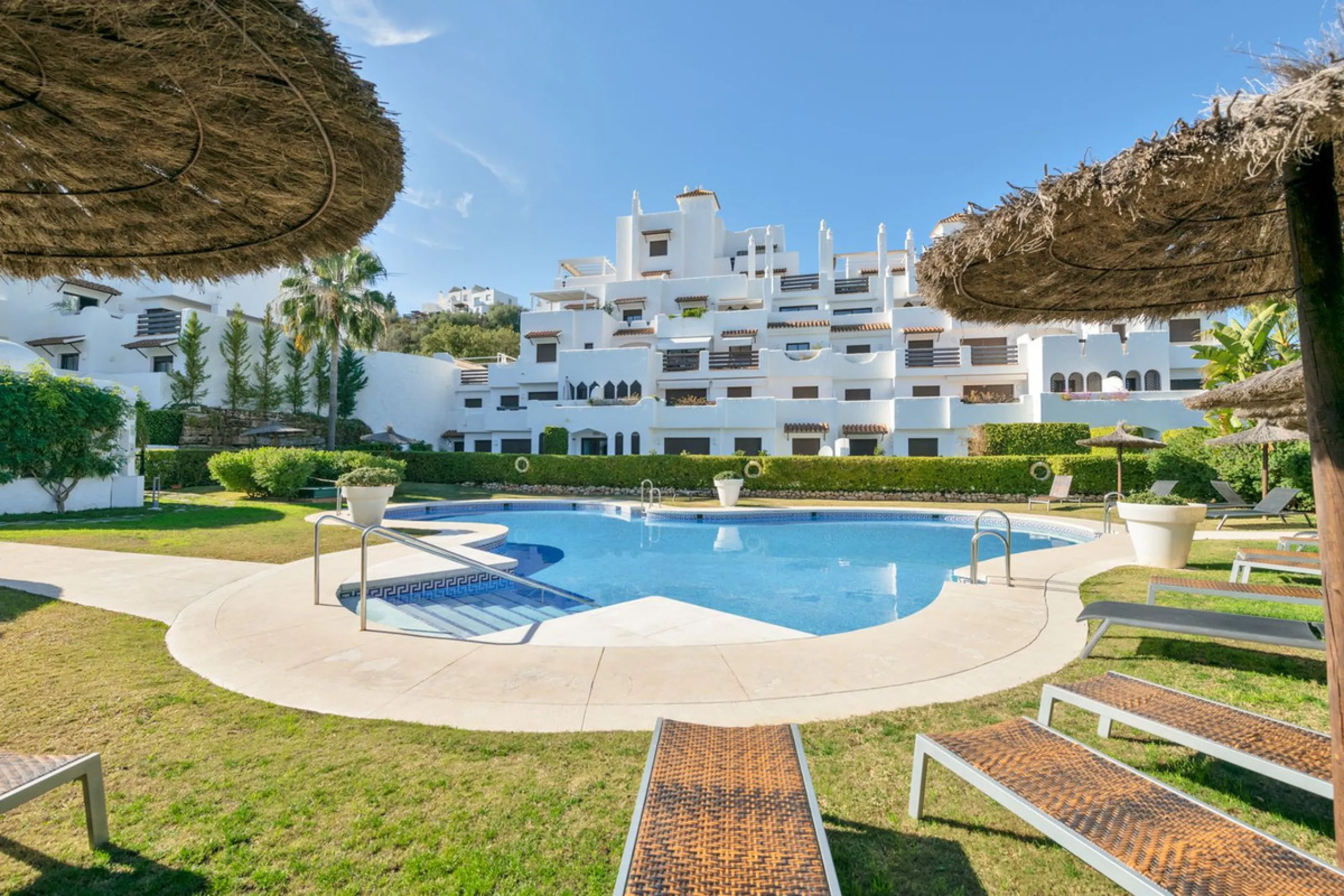 Tranquil Retreat in Selwo - Perfect for Golfers and Educators!