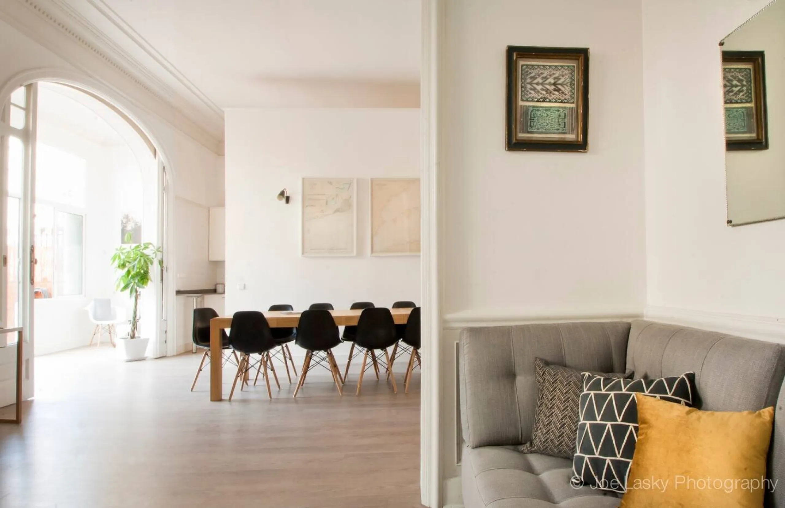 Elegant Modernist Apartment with Terrace in Central Barcelona