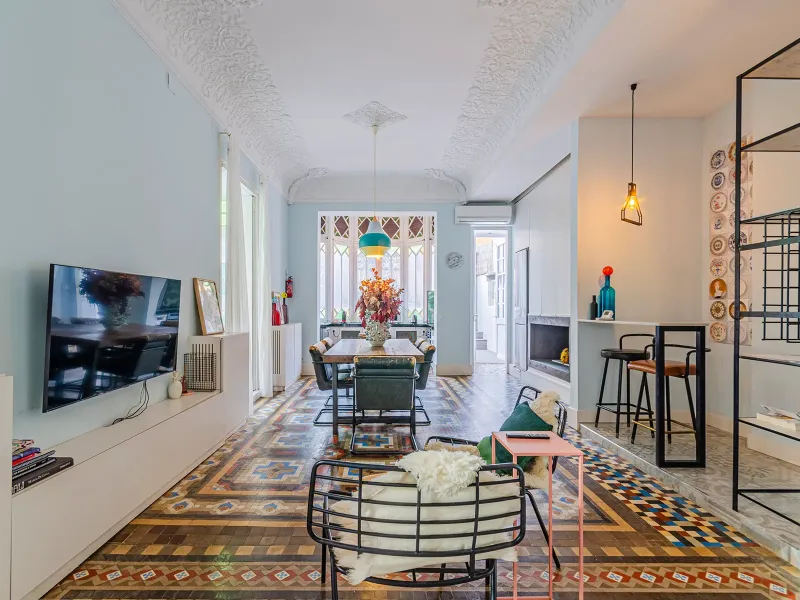 Elegante piso con licencia turística y terraza en Barcelona