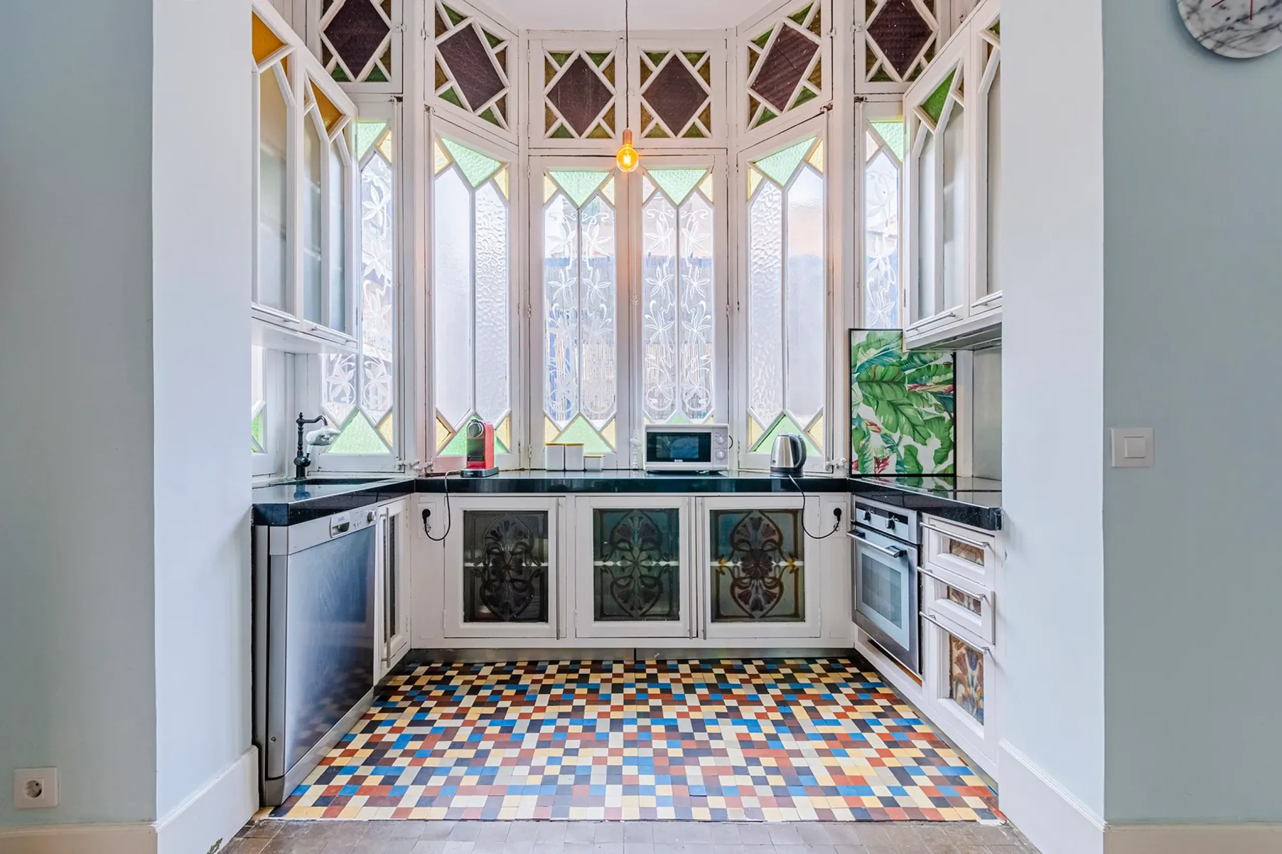 Elegante piso con licencia turística y terraza en Barcelona