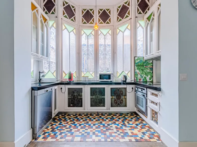 Elegante piso con licencia turística y terraza en Barcelona