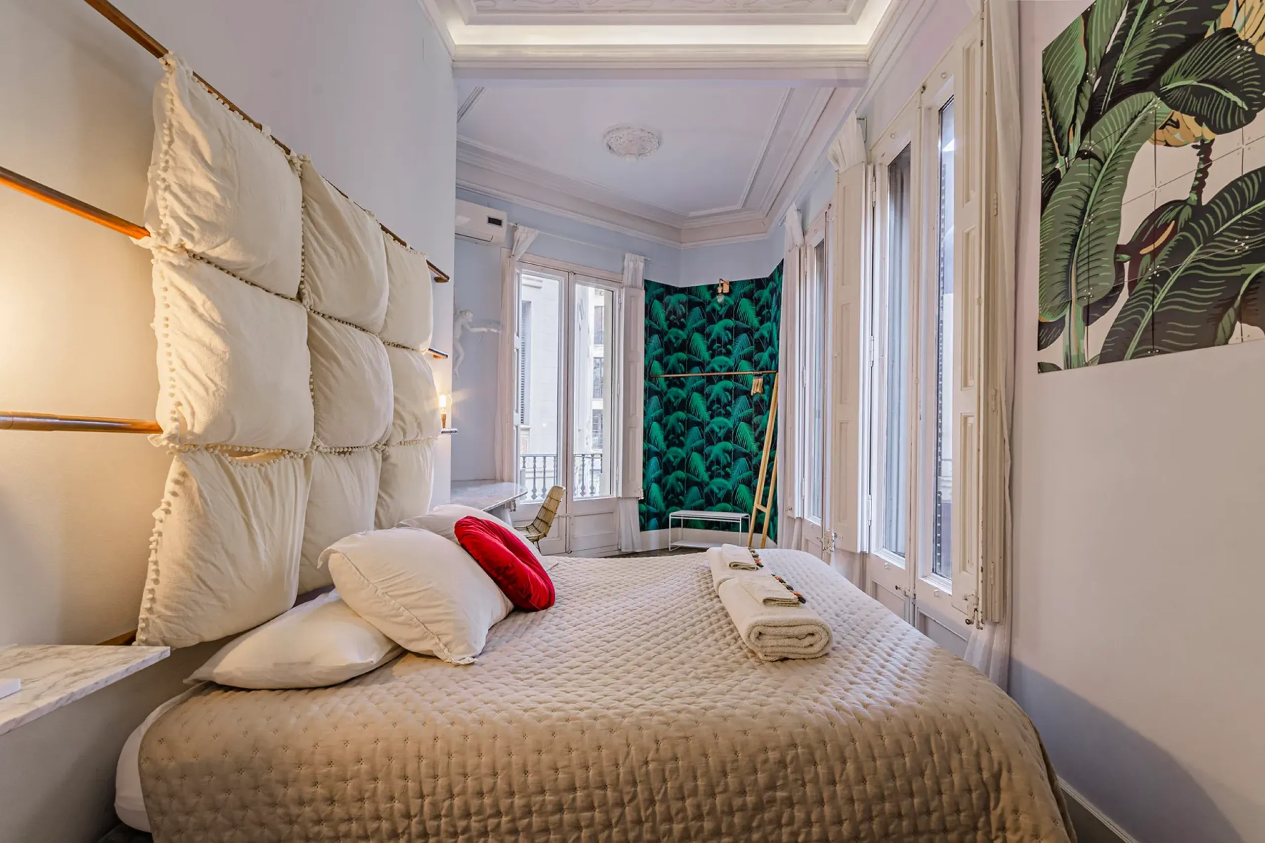 Elegante piso con licencia turística y terraza en Barcelona