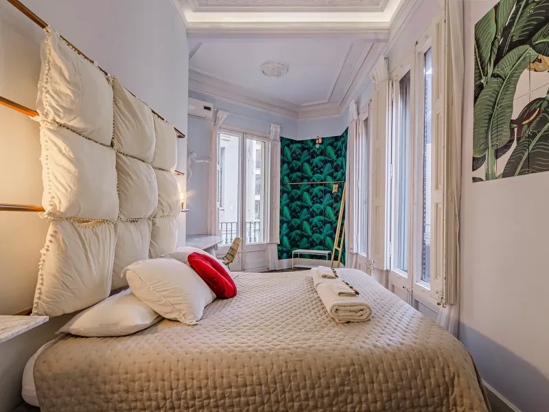 Elegante piso con licencia turística y terraza en Barcelona