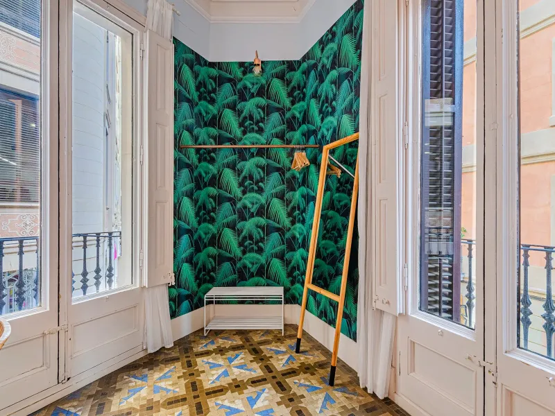Elegante piso con licencia turística y terraza en Barcelona
