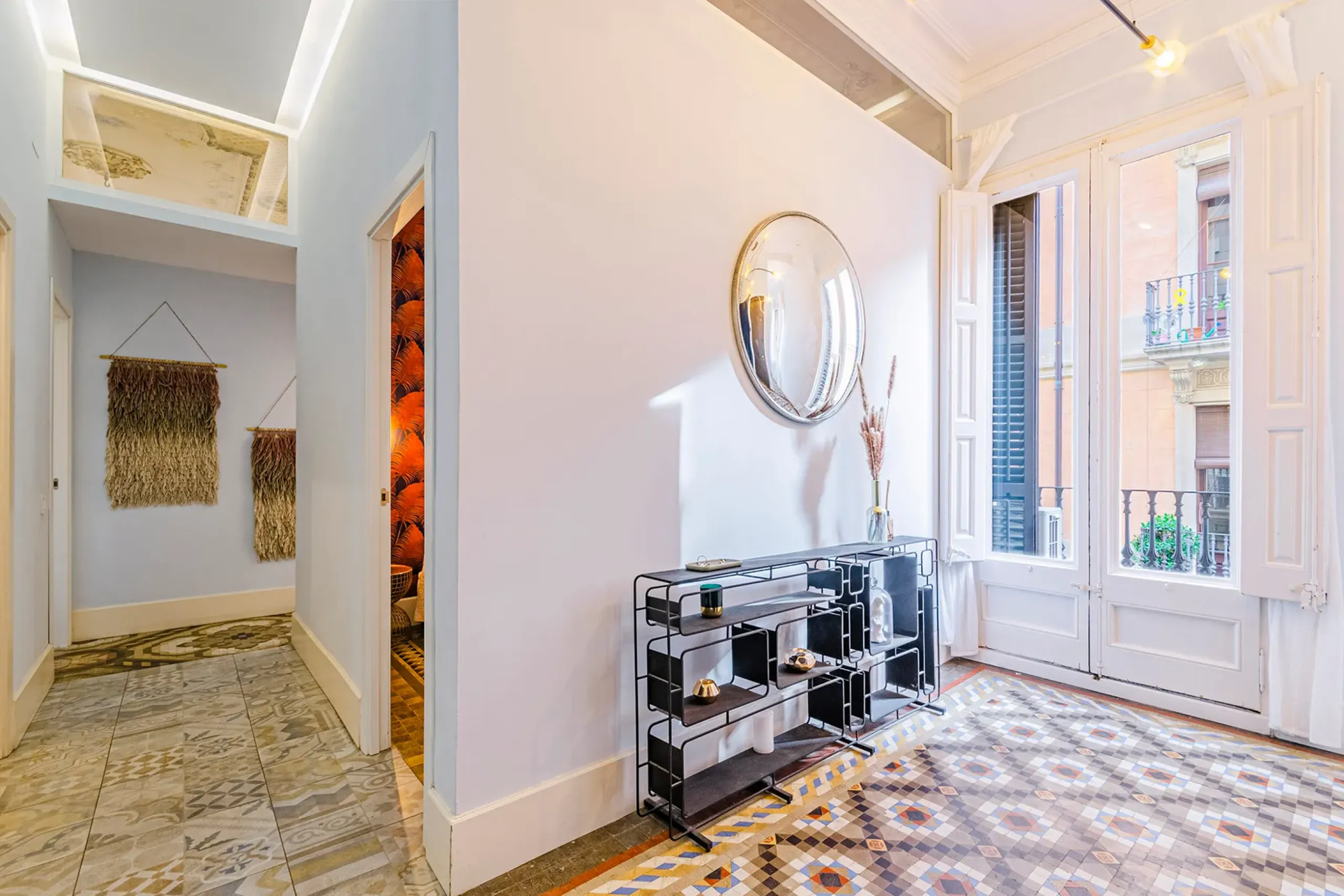 Elegante piso con licencia turística y terraza en Barcelona