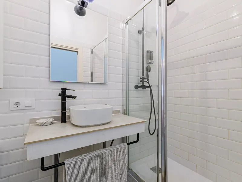 Elegante piso con licencia turística y terraza en Barcelona