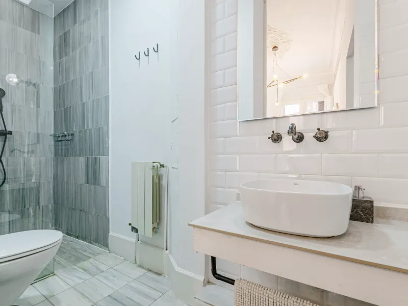 Elegante piso con licencia turística y terraza en Barcelona