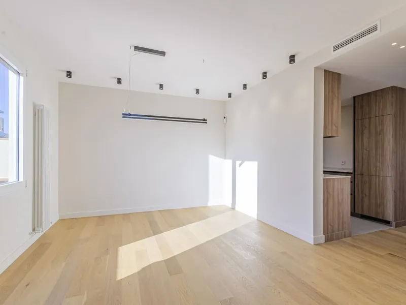 Luxury Penthouse with Private Terraces in Barcelona’s Exclusive District