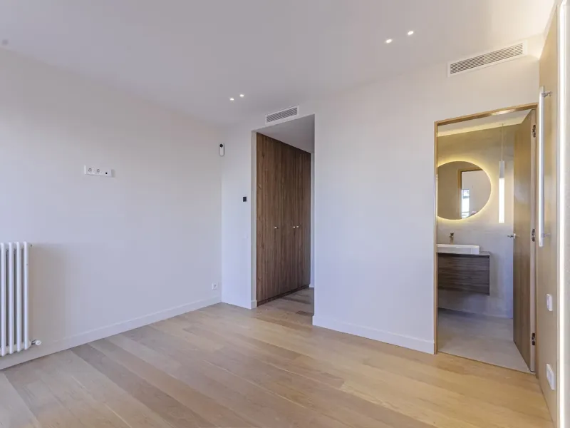 Luxury Penthouse with Private Terraces in Barcelona’s Exclusive District