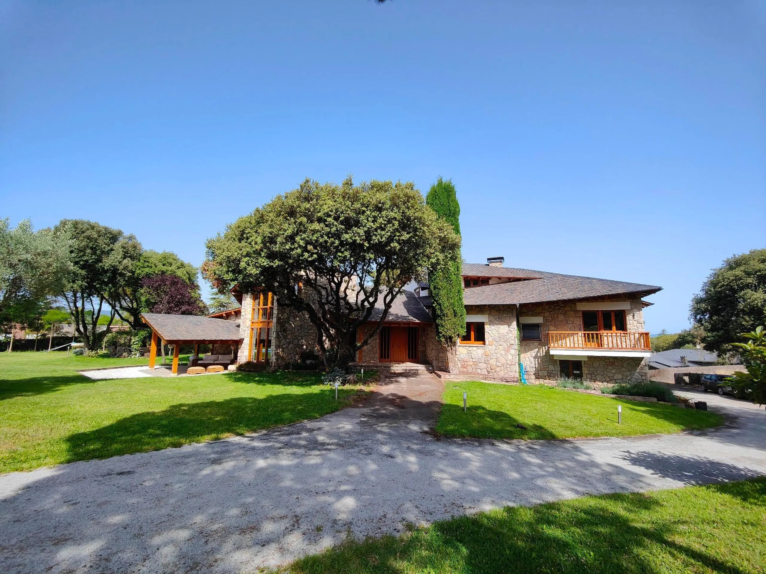 Exquisite Luxury Villa for Sale in El Montanya, Barcelona