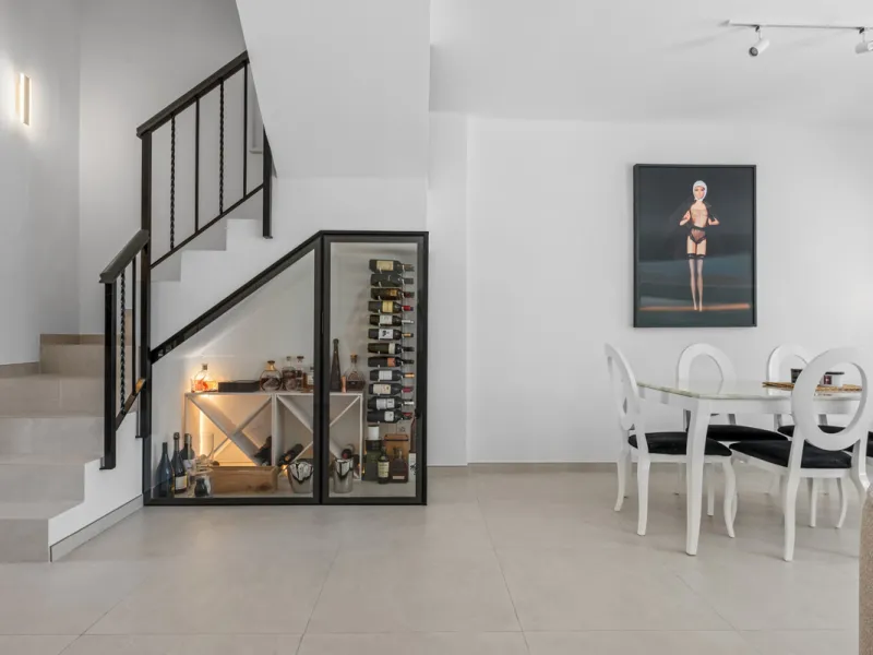 Stunning Fully Refurbished 4-Bedroom, 3-Bathroom Villa in Bel Air Cancelada