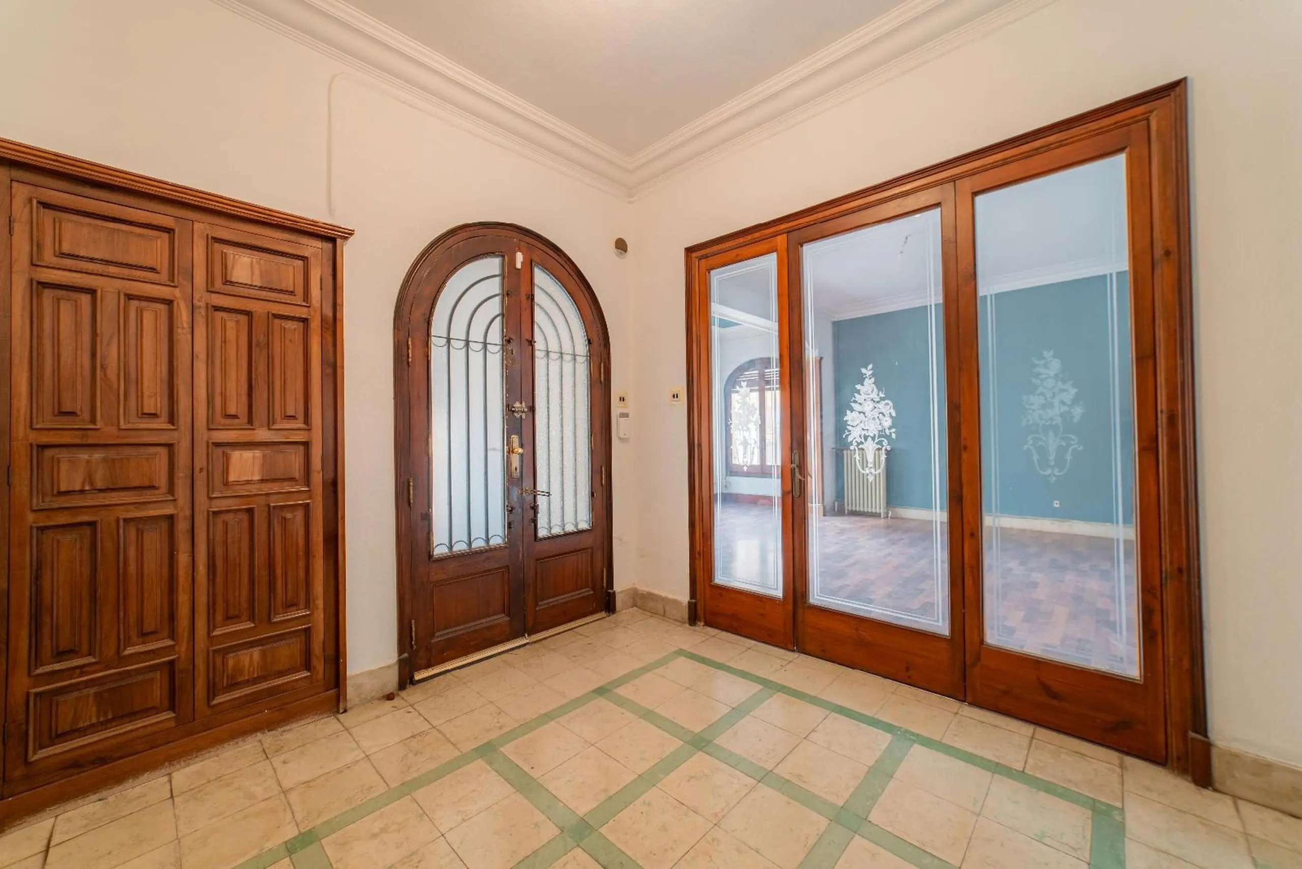 Spacious Home in El Masnou, Just 2 Minutes from the Beach, Barcelona