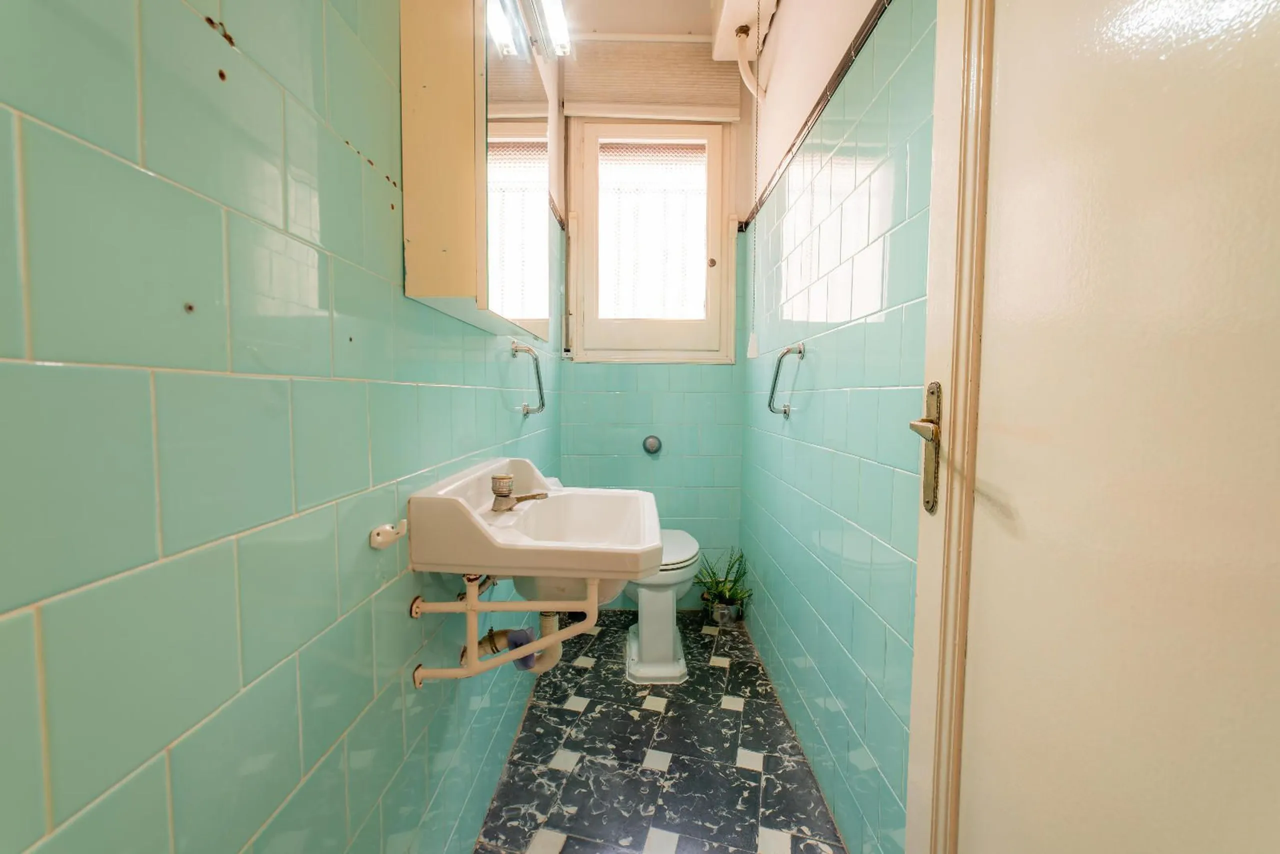 Spacious Home in El Masnou, Just 2 Minutes from the Beach, Barcelona