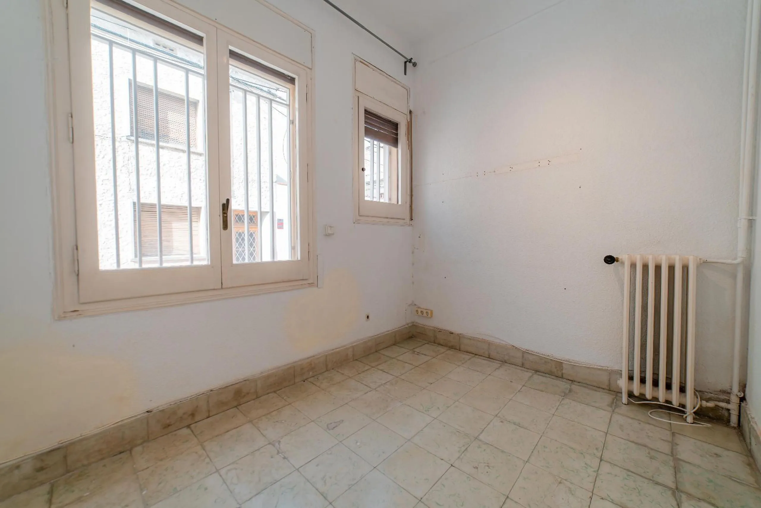 Spacious Home in El Masnou, Just 2 Minutes from the Beach, Barcelona