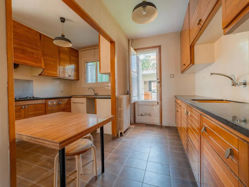 Spacious Home in El Masnou, Just 2 Minutes from the Beach, Barcelona
