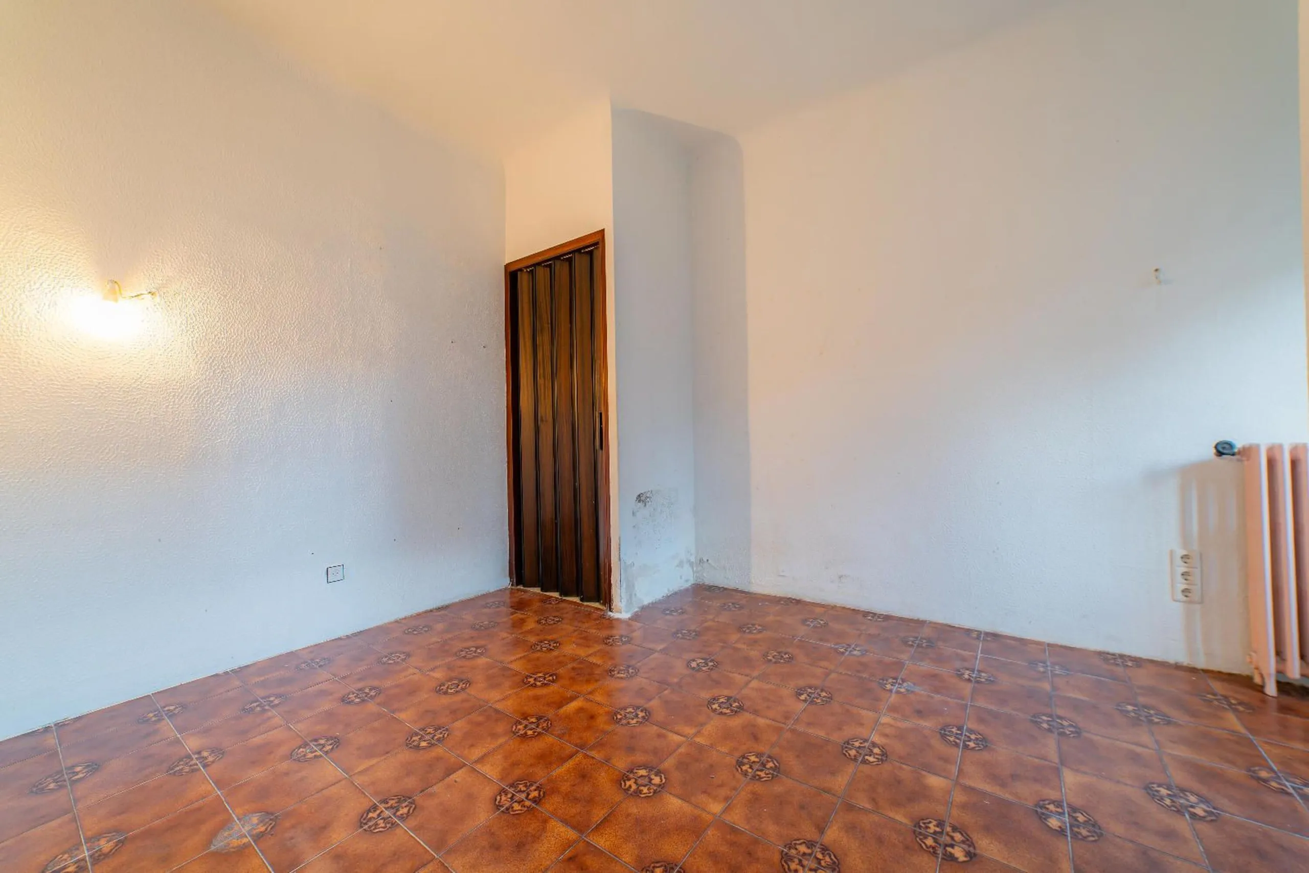 Spacious Home in El Masnou, Just 2 Minutes from the Beach, Barcelona
