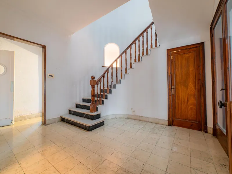 Spacious Home in El Masnou, Just 2 Minutes from the Beach, Barcelona