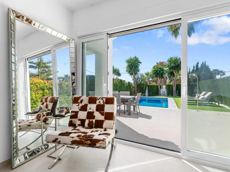 Stunning Fully Refurbished 4-Bedroom, 3-Bathroom Villa in Bel Air Cancelada