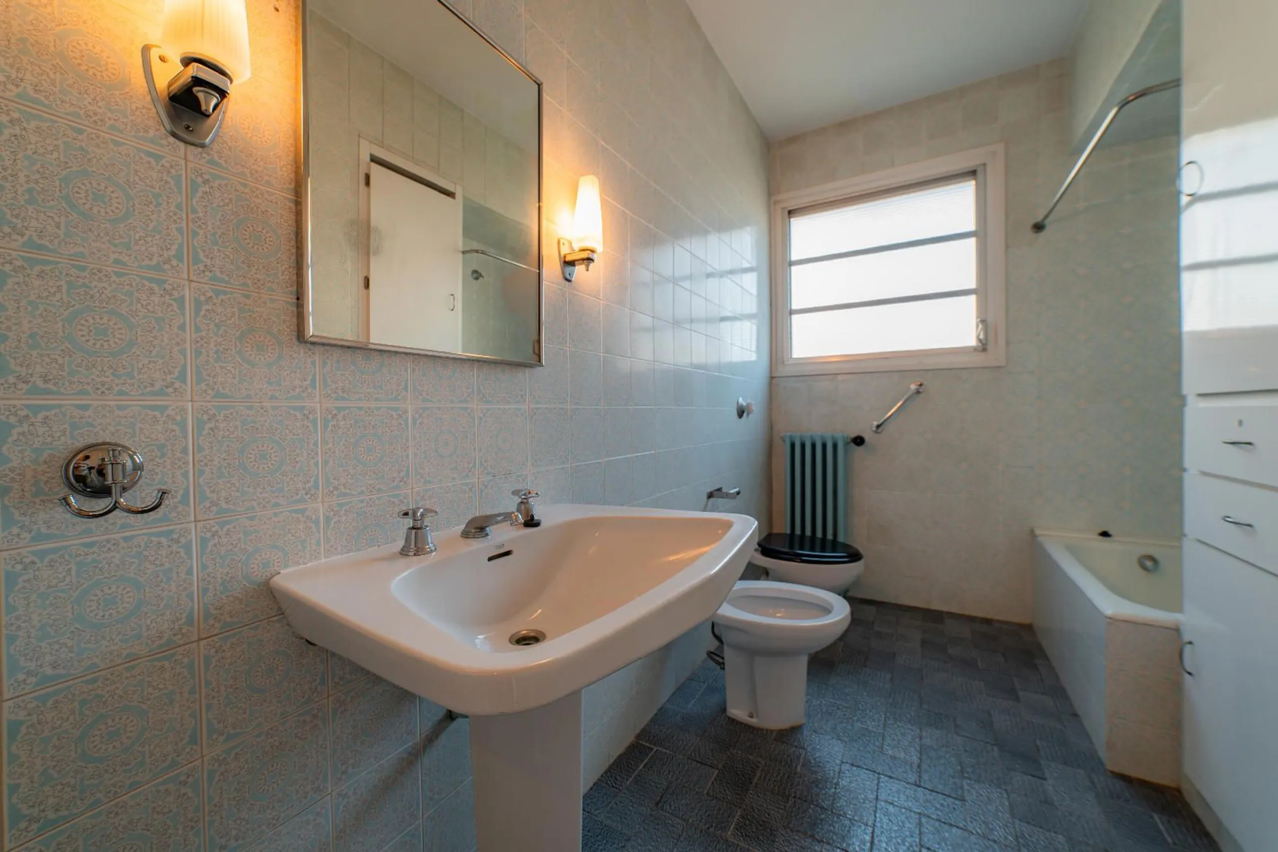 Spacious Home in El Masnou, Just 2 Minutes from the Beach, Barcelona