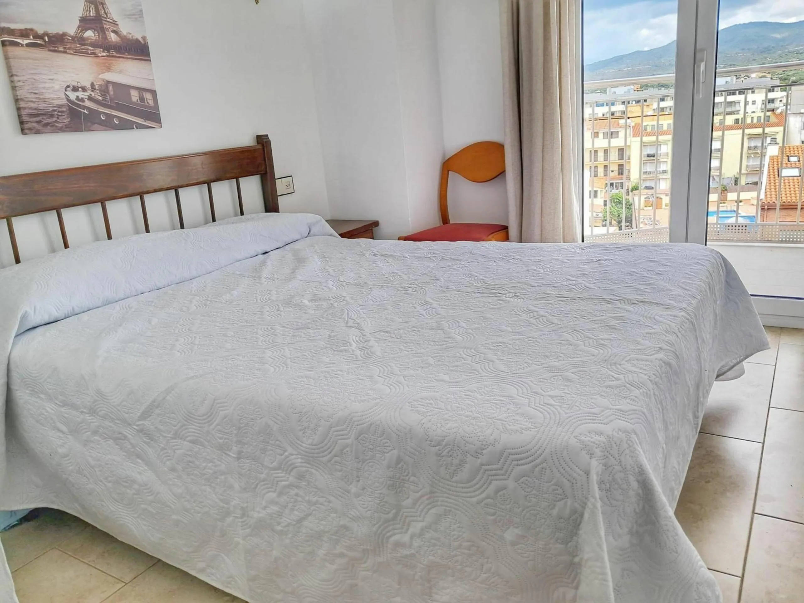 Charming Beachfront Apartment in Sant Antoni de Calonge, Costa Brava