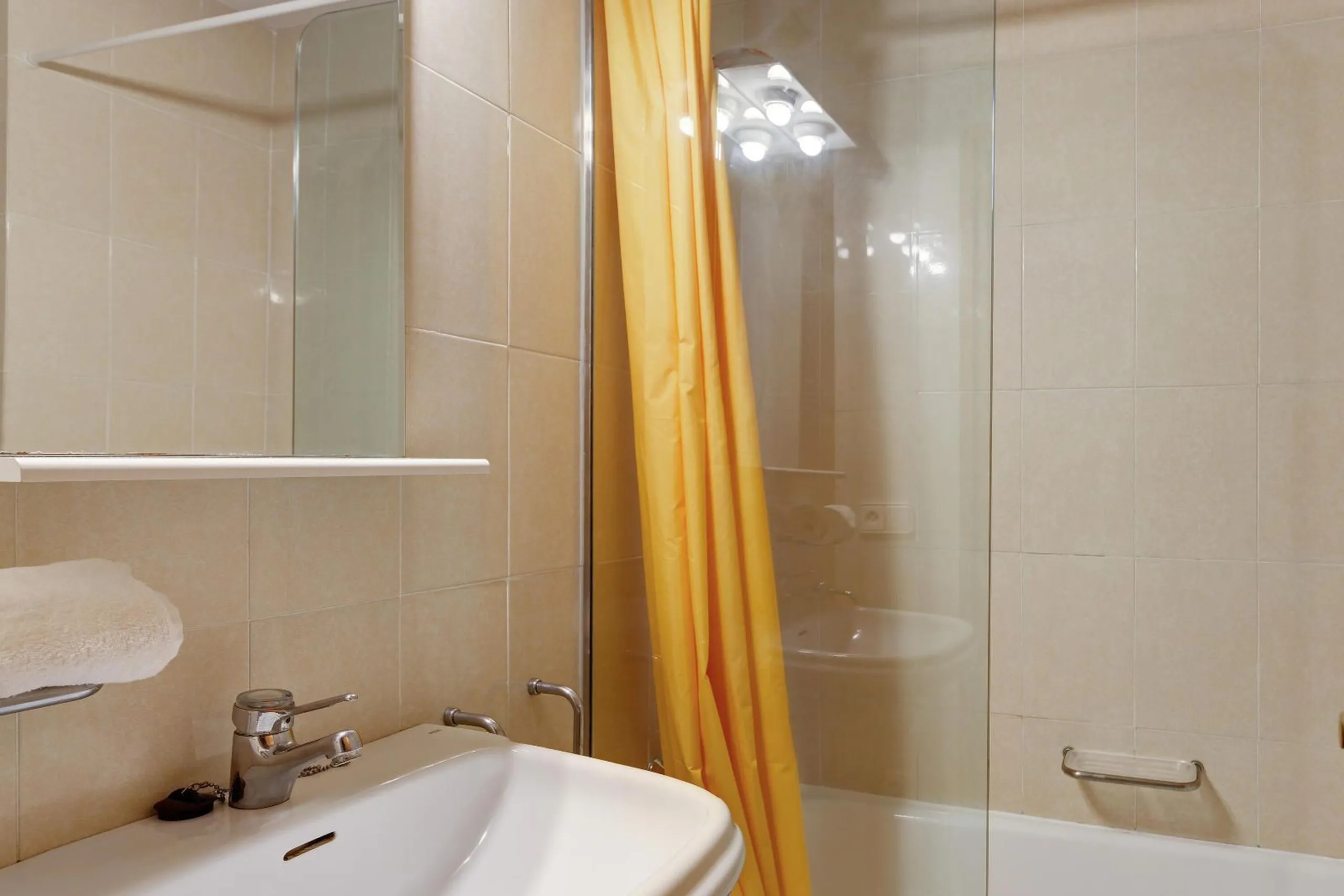 Charming Apartment in Tamariu, Costa Brava