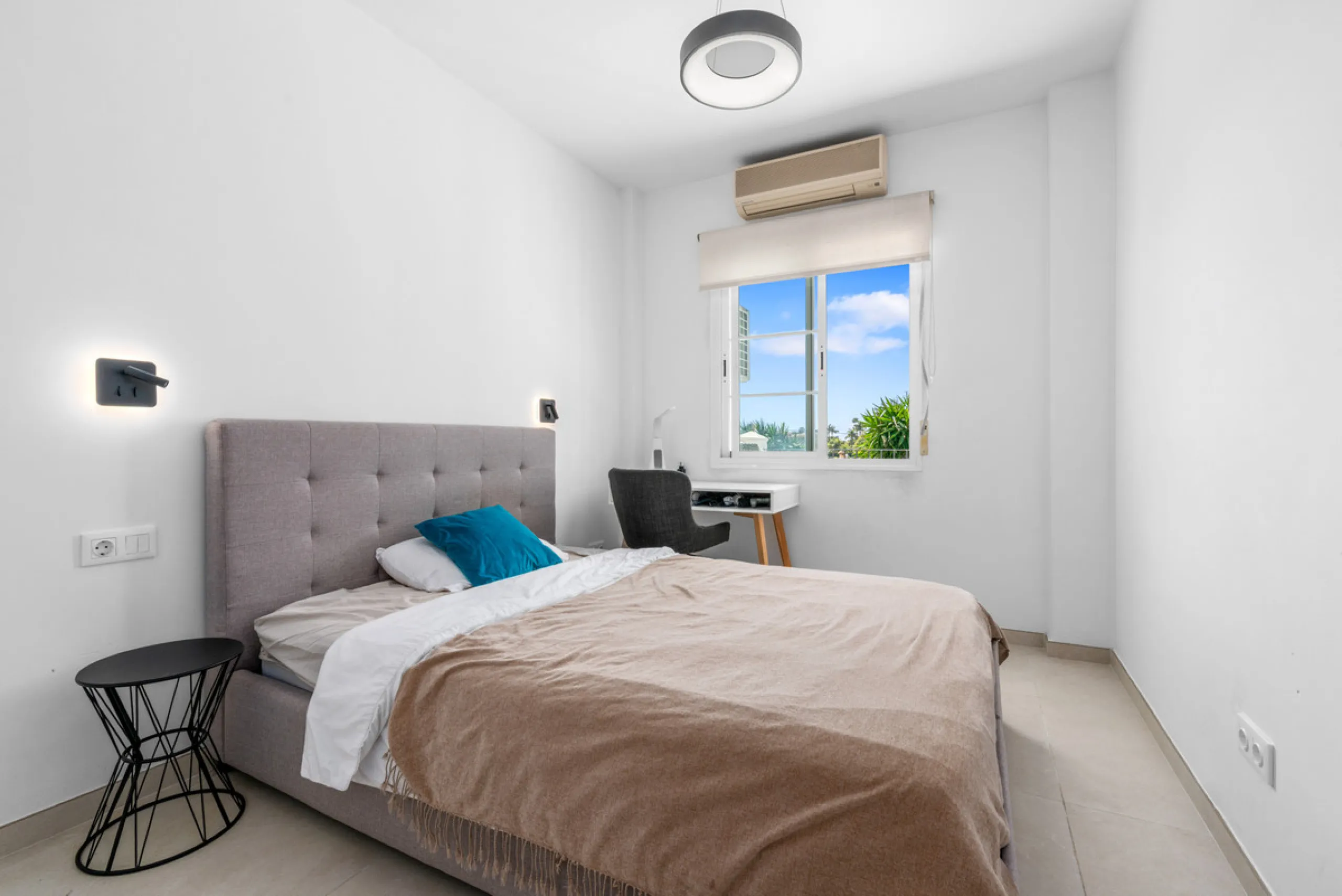 Stunning Fully Refurbished 4-Bedroom, 3-Bathroom Villa in Bel Air Cancelada
