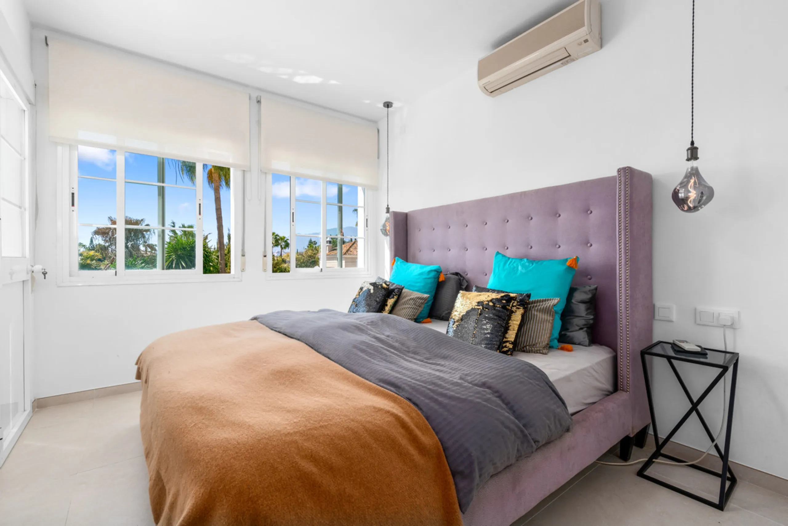 Stunning Fully Refurbished 4-Bedroom, 3-Bathroom Villa in Bel Air Cancelada