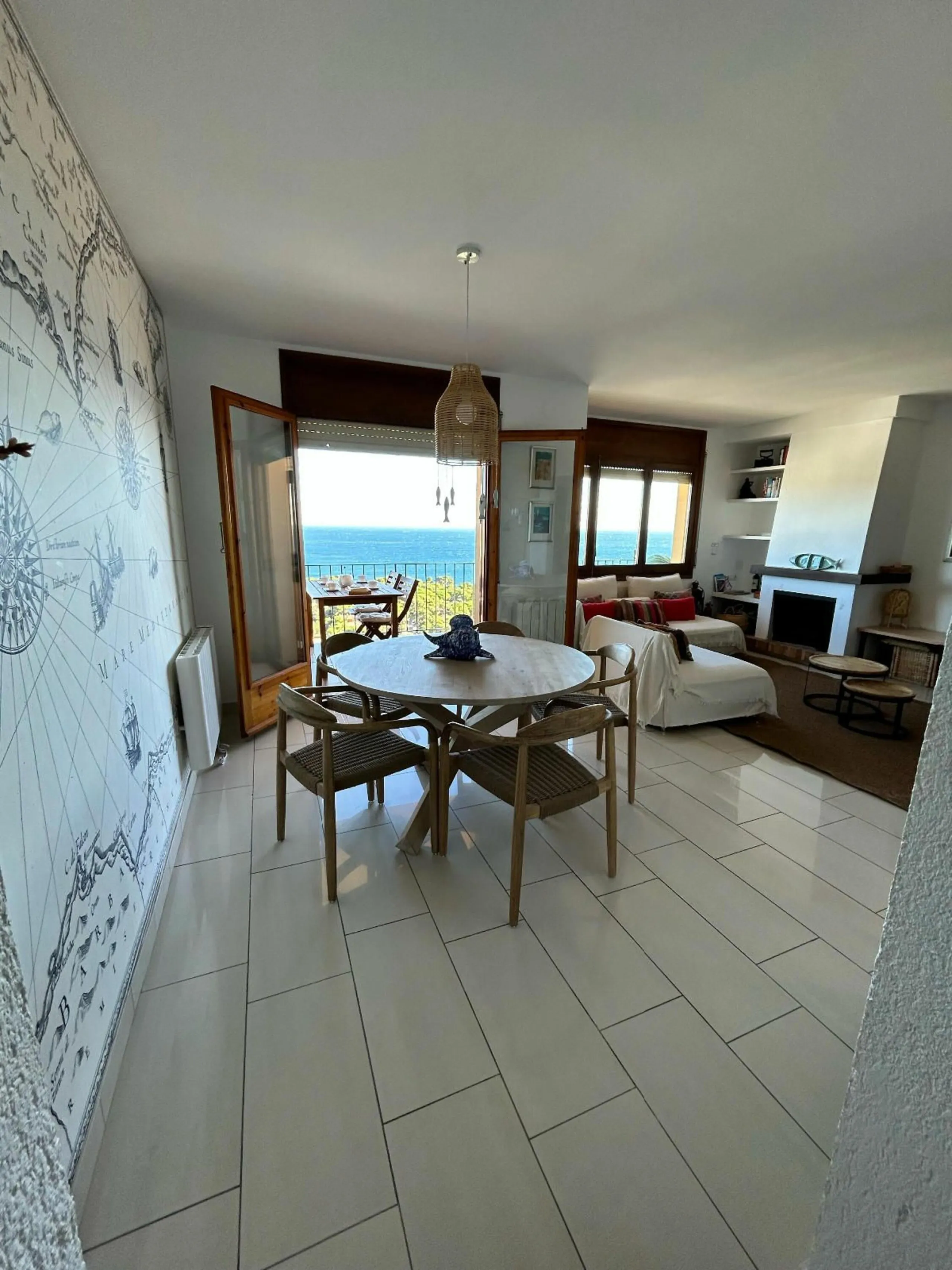 Exclusive Duplex Apartment with Sea Views and Tourist License in Calella de Palafrugell, Barcelona