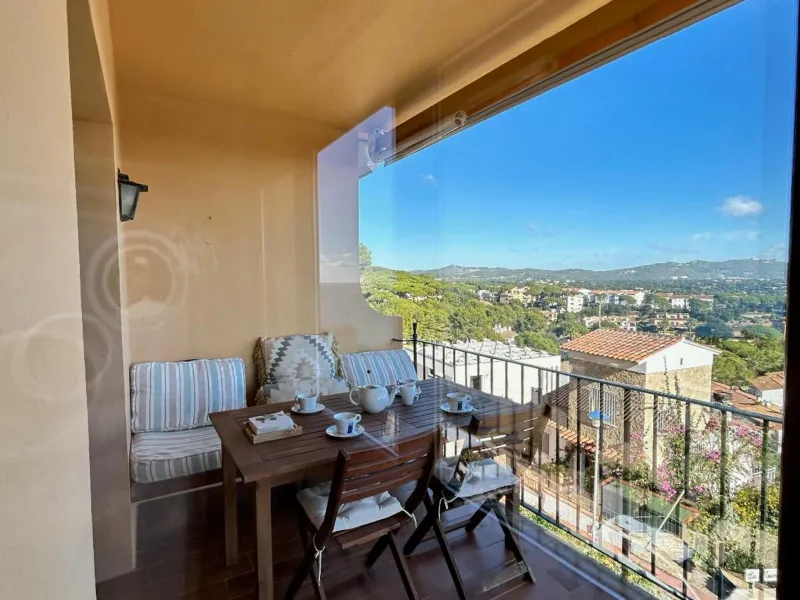 Exclusive Duplex Apartment with Sea Views and Tourist License in Calella de Palafrugell, Barcelona