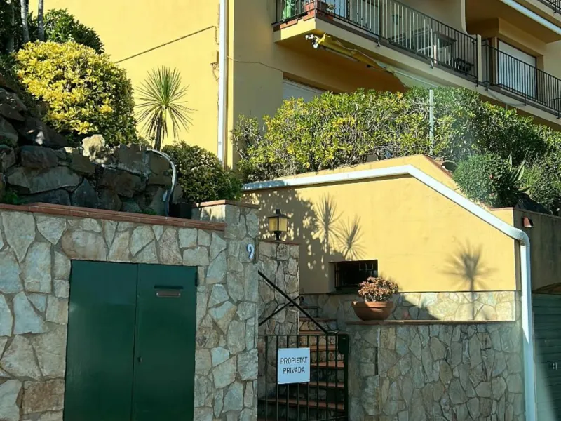 Exclusive Duplex Apartment with Sea Views and Tourist License in Calella de Palafrugell, Barcelona