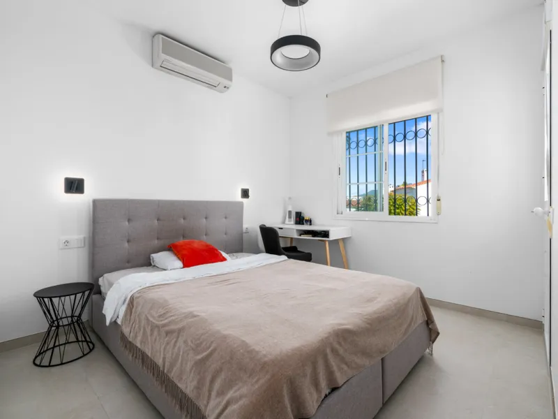 Stunning Fully Refurbished 4-Bedroom, 3-Bathroom Villa in Bel Air Cancelada