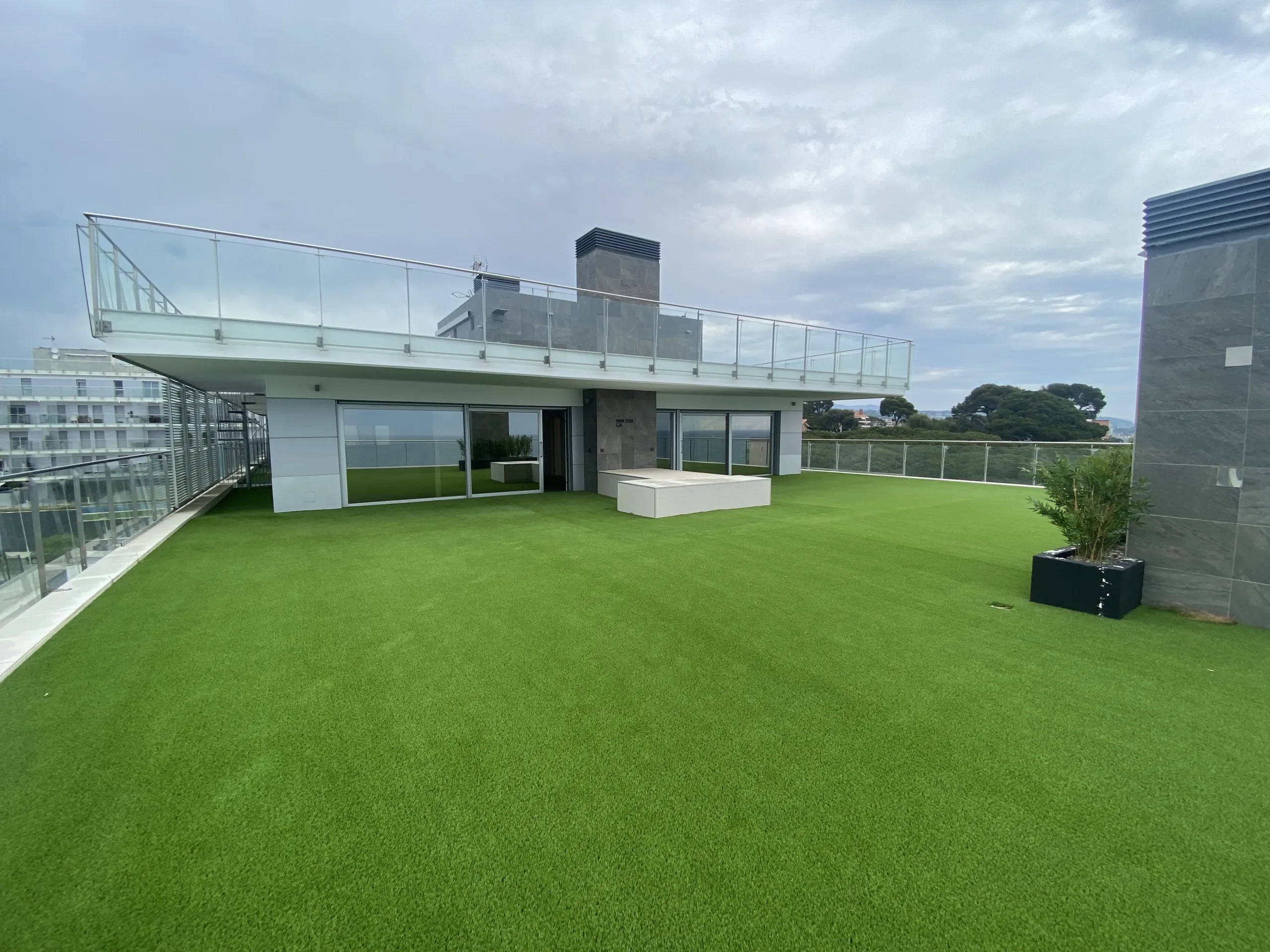 Contemporary Homes on the Seafront in Sant Andreu de Llavaneres, Barcelona
