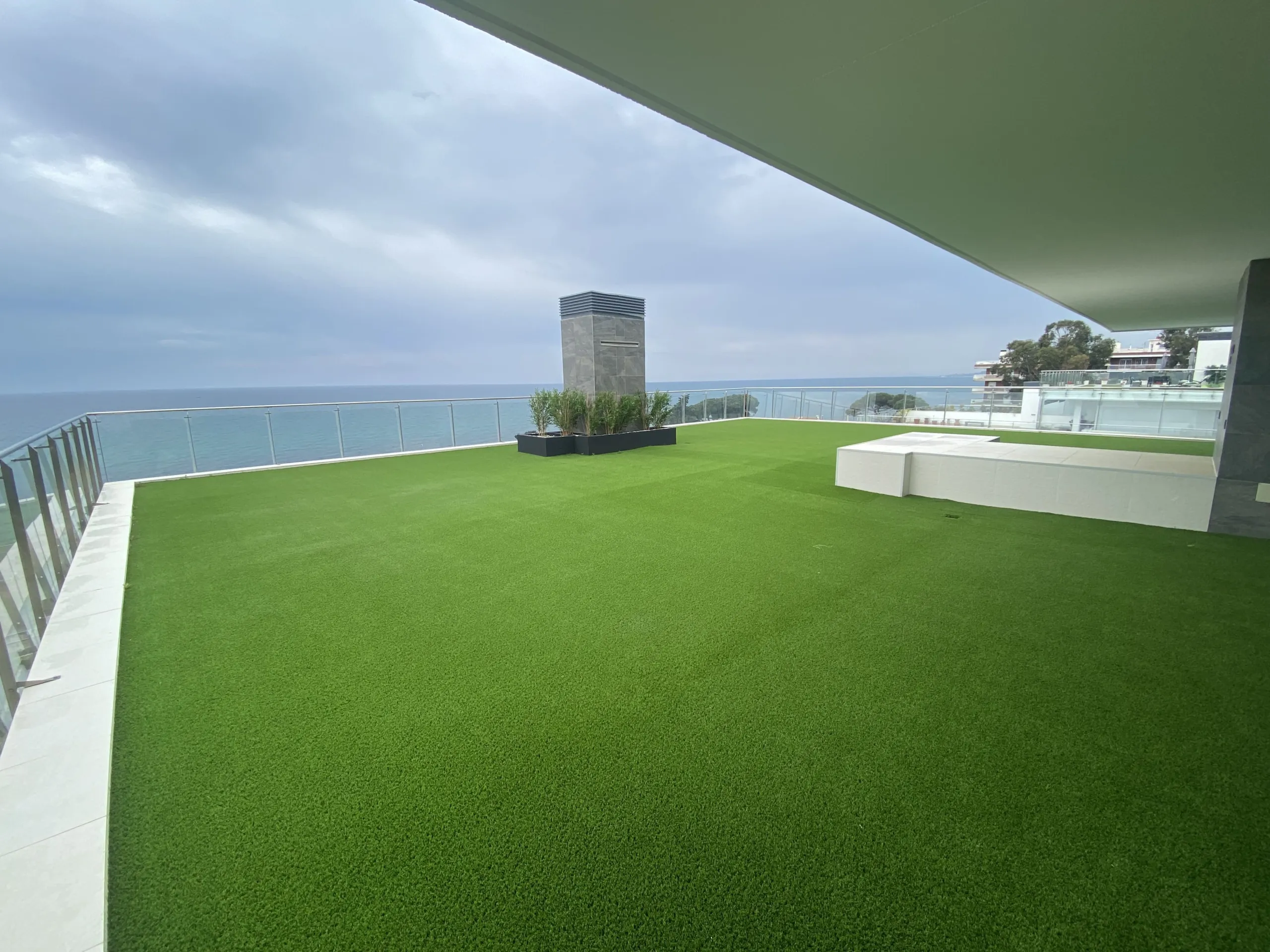Contemporary Homes on the Seafront in Sant Andreu de Llavaneres, Barcelona