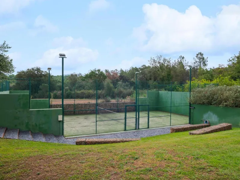 Cozy rustic-modern masia in the heart of Les Gavarres, Forallac