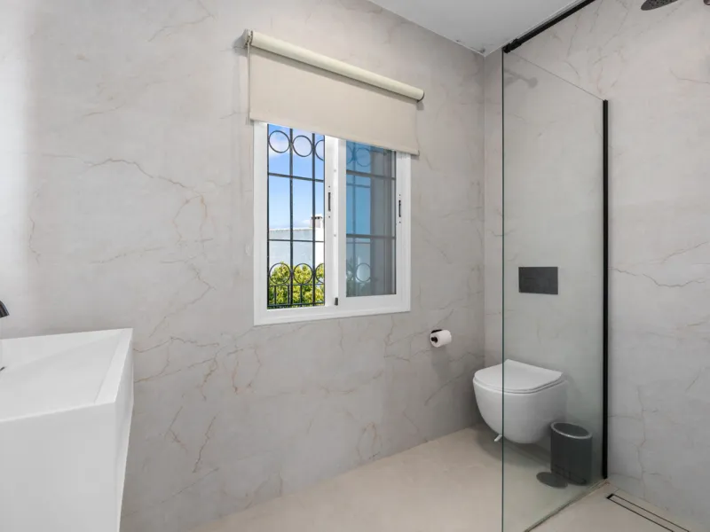 Stunning Fully Refurbished 4-Bedroom, 3-Bathroom Villa in Bel Air Cancelada