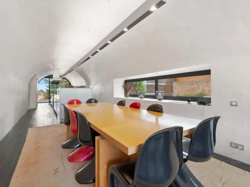 Cozy rustic-modern masia in the heart of Les Gavarres, Forallac
