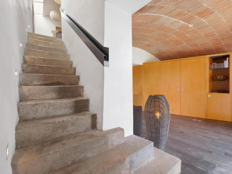Cozy rustic-modern masia in the heart of Les Gavarres, Forallac