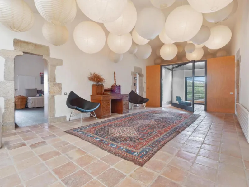 Cozy rustic-modern masia in the heart of Les Gavarres, Forallac