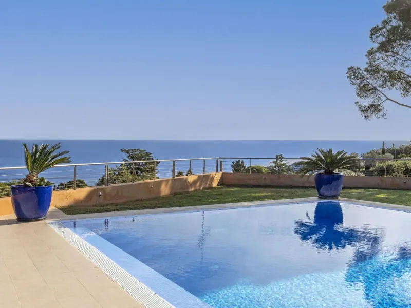 Exclusive Villa with Panoramic Sea Views and Luxurious Amenities in Begur, Costa Brava