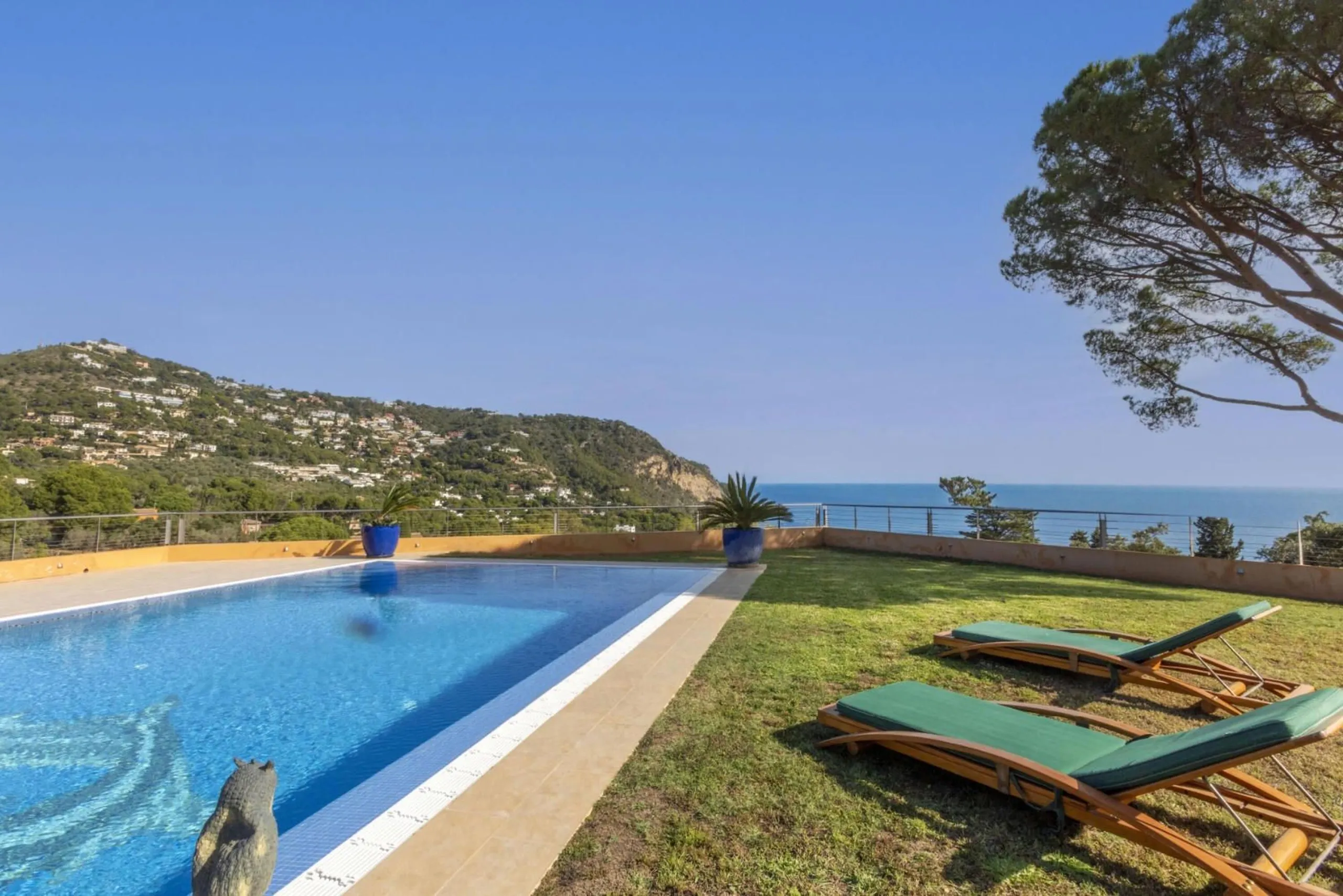 Exclusive Villa with Panoramic Sea Views and Luxurious Amenities in Begur, Costa Brava